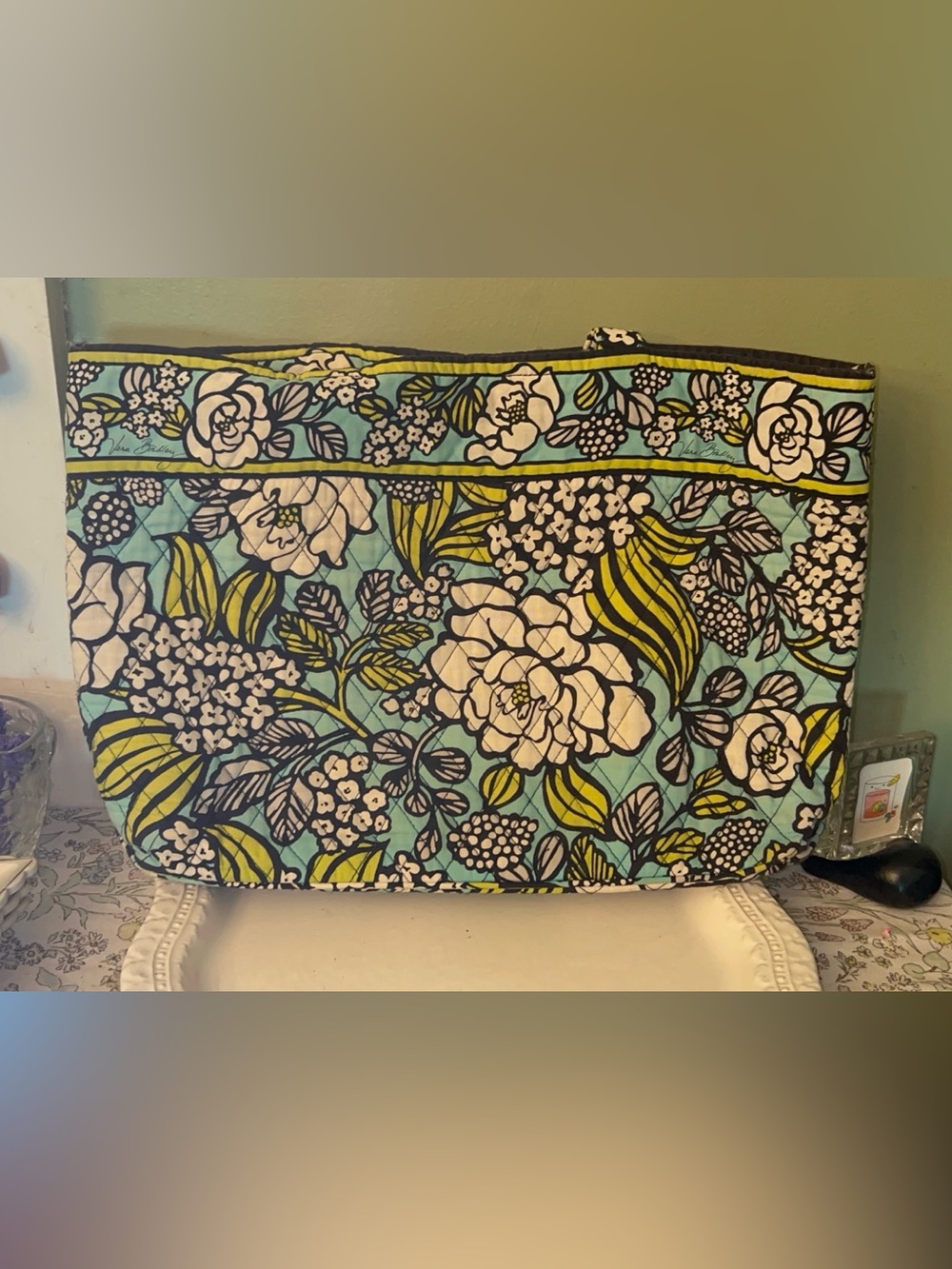 Vera Bradley Tote Bag in Retired "Island Blooms" pattern